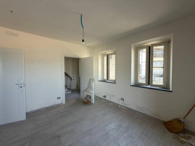 Villa Indipendente in affitto a Santissima Annunziata, Bagni Di Lucca Ponte