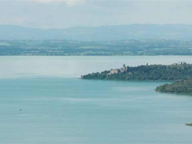 Villa Indipendente in affitto a Torricella, Magione