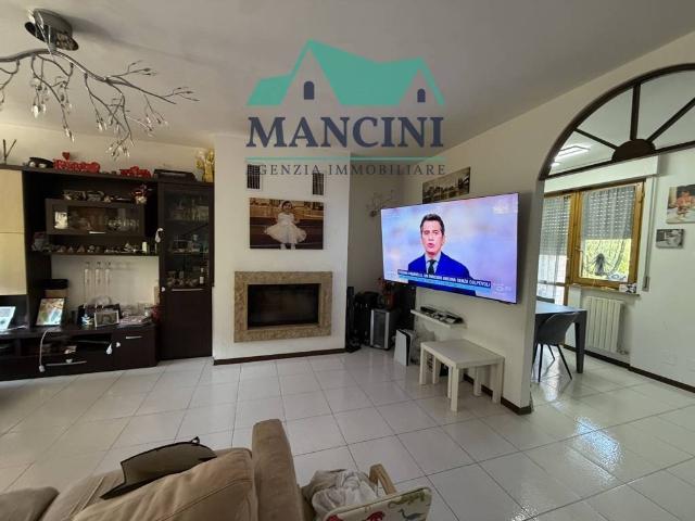 Villa Indipendente in affitto a Campello Sul Clitunno, Umbria
