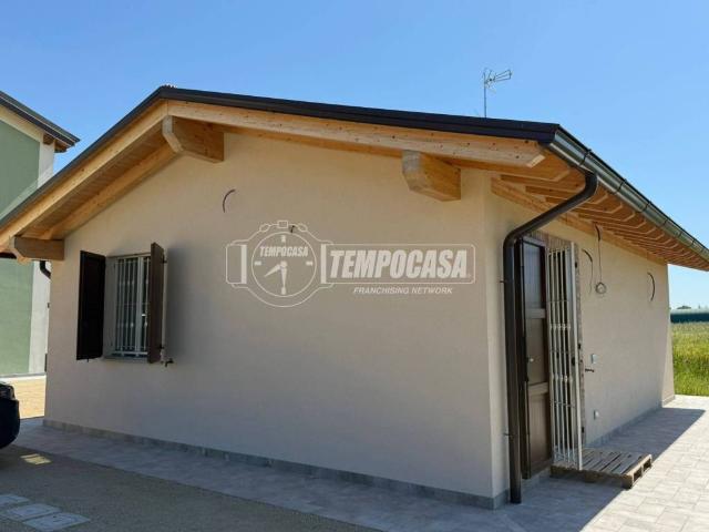Villa Indipendente in affitto a Unione dei comuni del Distretto Ceramico, Maranello
