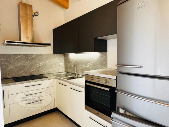 Villa Indipendente in affitto a Unione dei comuni del Distretto Ceramico, Maranello