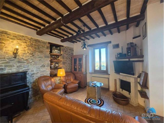 Villa Indipendente in affitto a Mercatello, Marsciano