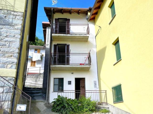 Villa Indipendente in affitto a Mello, Lombardia