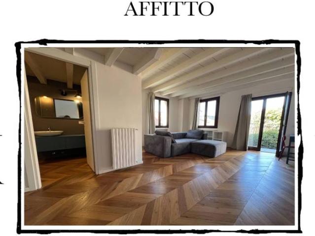 Villa Indipendente in affitto a Municipio 6, Milano