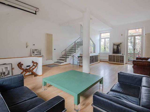 Villa Indipendente in affitto a Milano