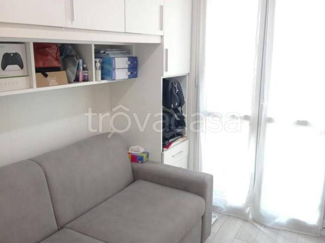 Villa Indipendente in affitto a Municipio 6, Milano