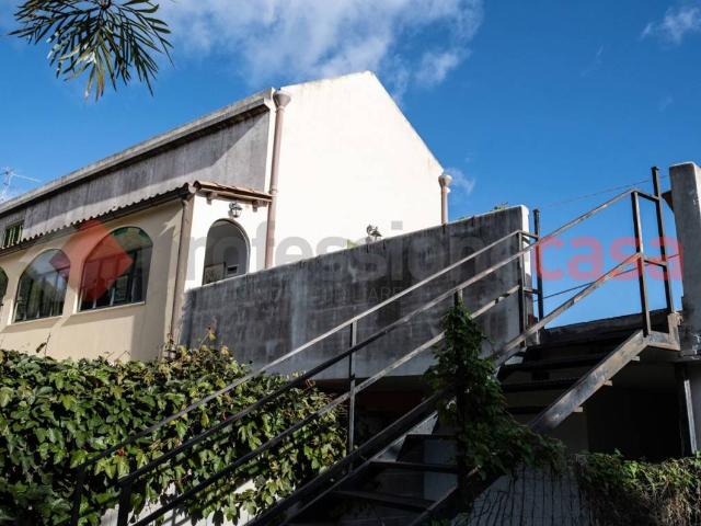 Villa Indipendente in affitto a Croce al Promontorio, Milazzo
