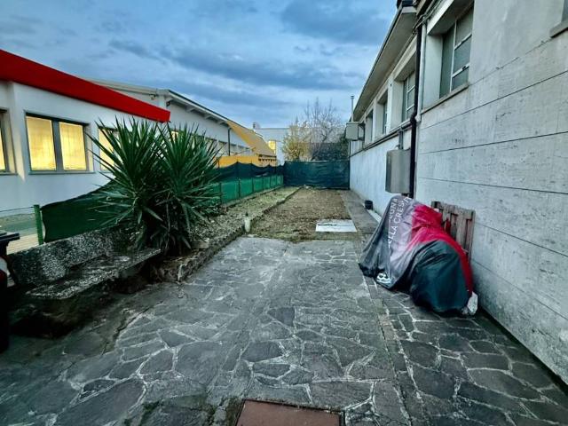 Villa Indipendente in affitto a Crocetta-San Lazzaro-Modena Est, Modena