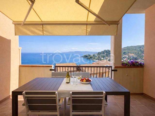 Villa Indipendente in affitto a Campello Sul Clitunno, Umbria