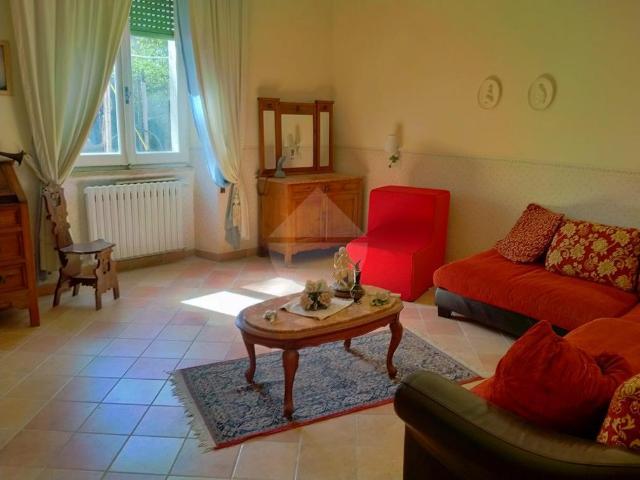 Villa Indipendente in affitto a Montefiascone, Lazio
