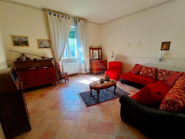Villa Indipendente in affitto a Montefiascone, Lazio