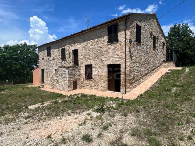 Villa Indipendente in affitto a Marche, Fermo