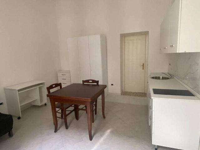 Villa Indipendente in affitto a Municipalità 2, Campania