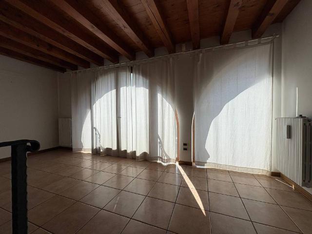 Villa Indipendente in affitto a Voltabarozzo, Padova