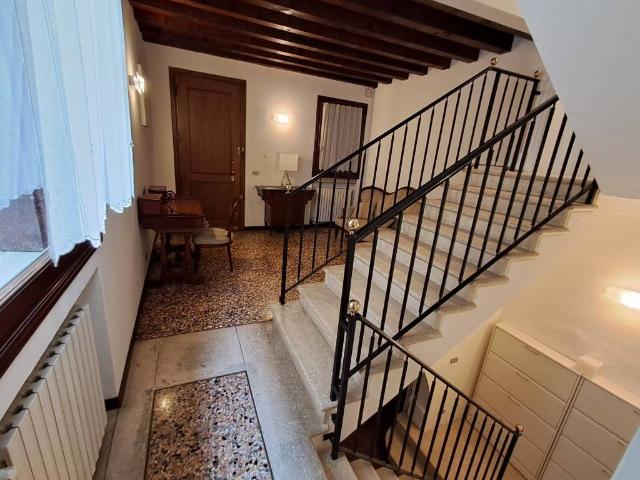 Villa Indipendente in affitto a Padova