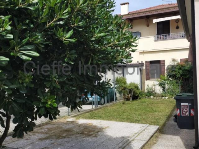 Villa Indipendente in affitto a Stanga, Padova