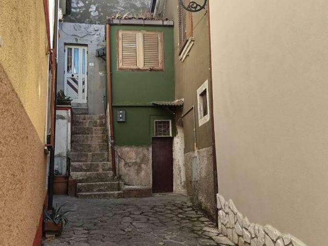 Villa Indipendente in affitto a Parolise, Campania