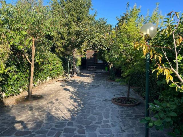 Villa Indipendente in affitto a Porta a Mare, Pisa