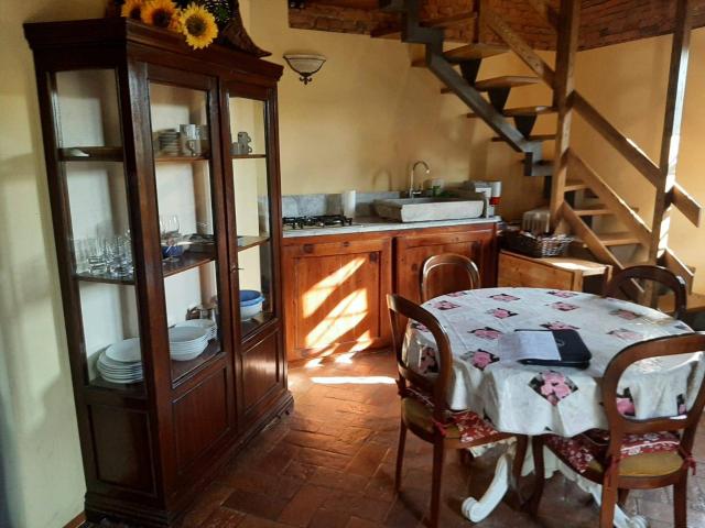 Villa Indipendente in affitto a Pontedera, Toscana