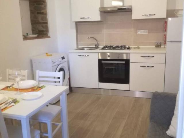 Villa Indipendente in affitto a Rughi, Porcari