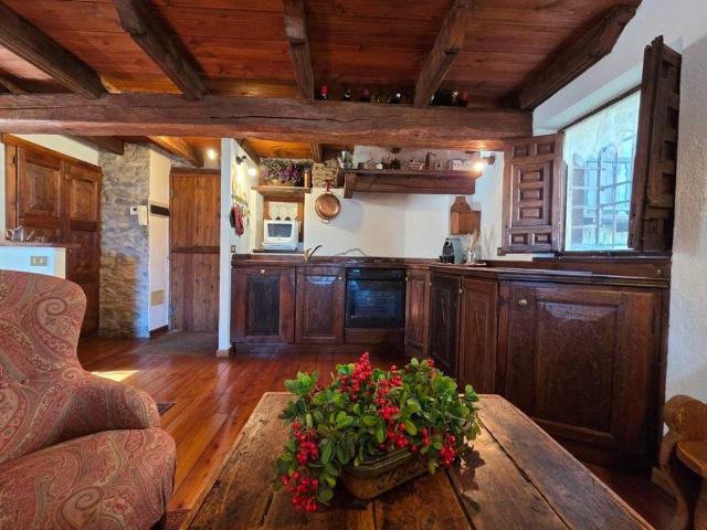 Villa Indipendente in affitto a Pré-Saint-Didier, Aosta