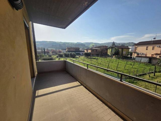 Villa Indipendente in affitto a Unione di Comuni della Romagna Forlivese, Predappio