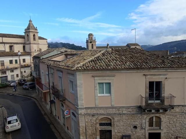 Villa Indipendente in affitto a Ragusa, Cappuccini