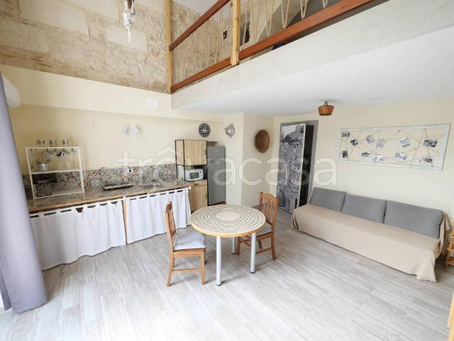 Villa Indipendente in affitto a Cappuccini, Ragusa