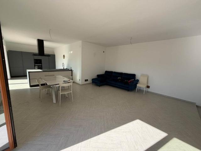 Villa Indipendente in affitto a Calabria, Cosenza