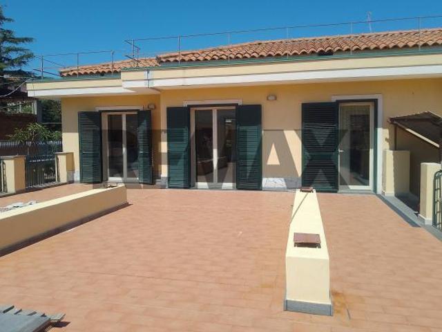 Villa Indipendente in affitto a Riposto, Sicilia