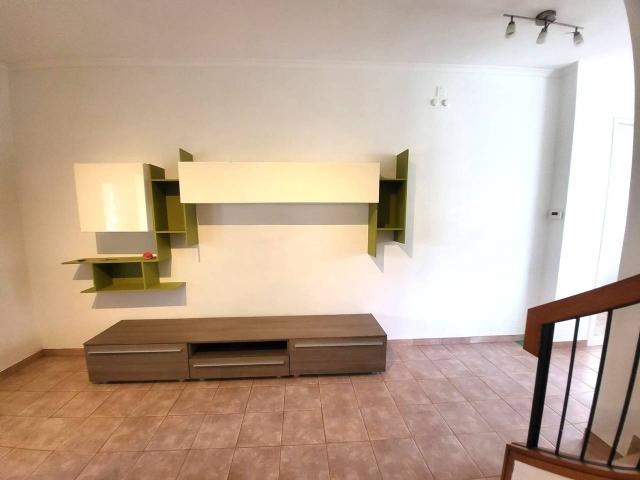 Villa Indipendente in affitto a Axa, Roma Capitale