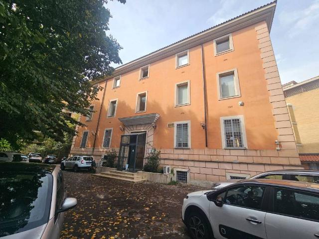 Villa Indipendente in affitto a Municipio Roma I, Roma