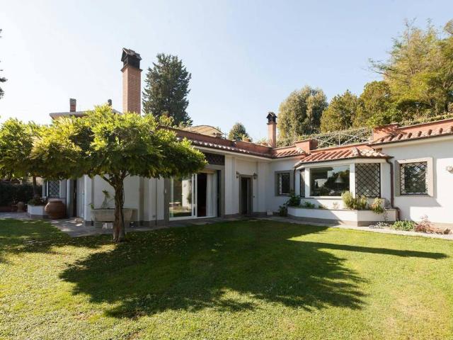 Villa Indipendente in affitto a Municipio Roma XV, Roma Capitale