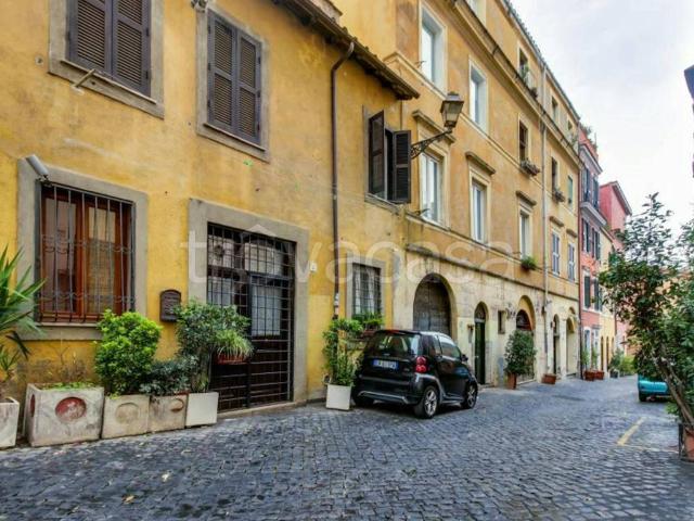 Villa Indipendente in affitto a Cortaccione, Spoleto