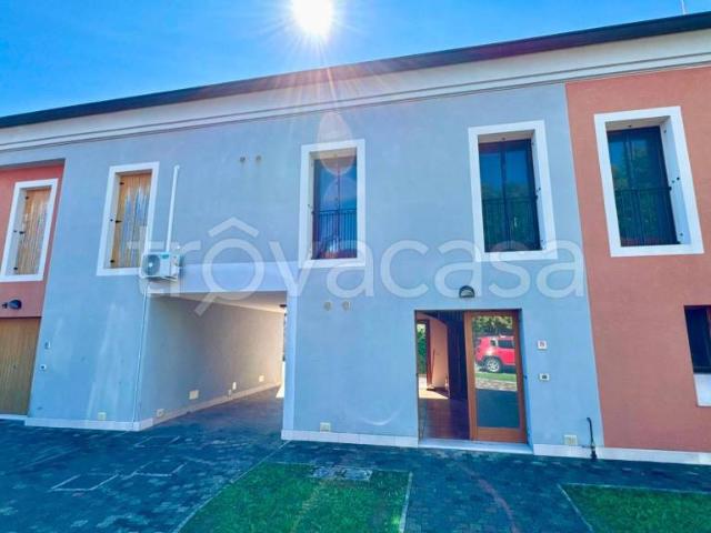 Villa Indipendente in affitto a San Canzian D'isonzo, Friuli-Venezia Giulia