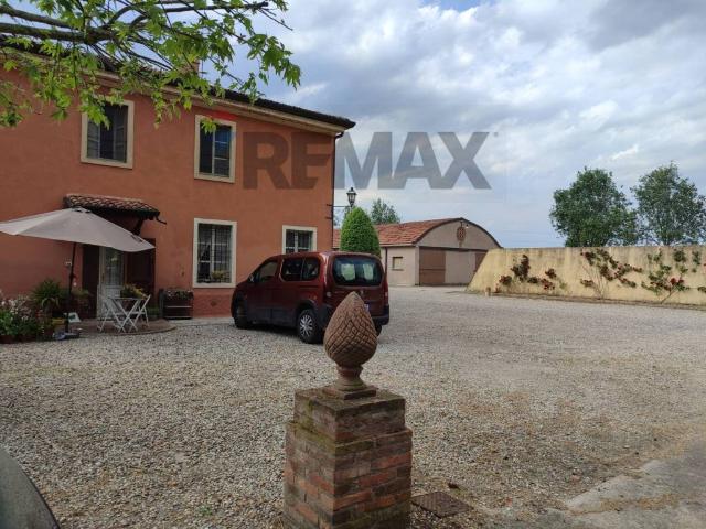 Villa Indipendente in affitto a San Giorgio Bigarello, Lombardia