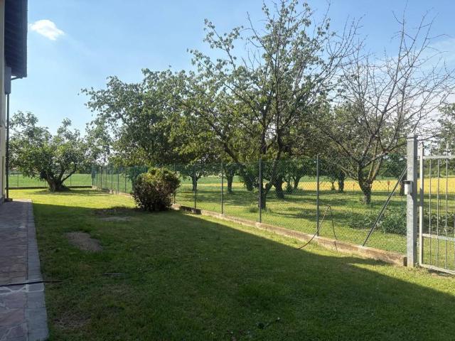 Villa Indipendente in affitto a Colunga, San Lazzaro