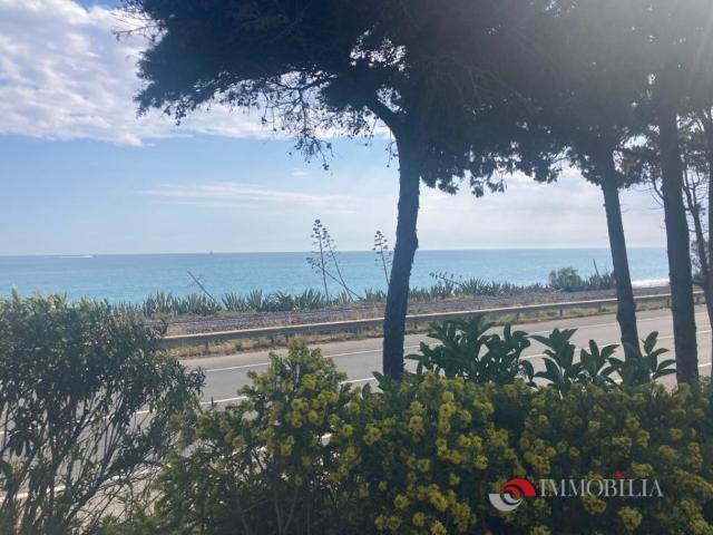 Villa Indipendente in affitto a Calabria, Reggio Calabria