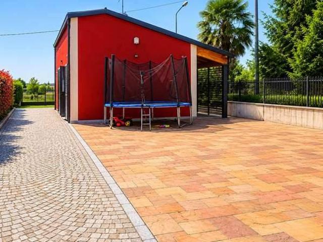 Villa Indipendente in affitto a Piemonte, Torino