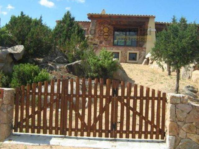 Villa Indipendente in affitto a Puntaldia, Sardigna/Sardegna
