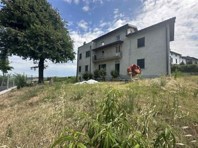 Villa Indipendente in affitto a Santa Maria Della Versa, Lombardia
