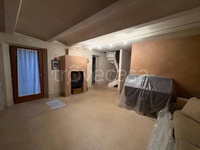 Villa Indipendente in affitto a Unione di comuni Valmarecchia, Santarcangelo Di