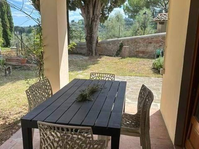 Villa Indipendente in affitto a San Martino alla Palma, Scandicci