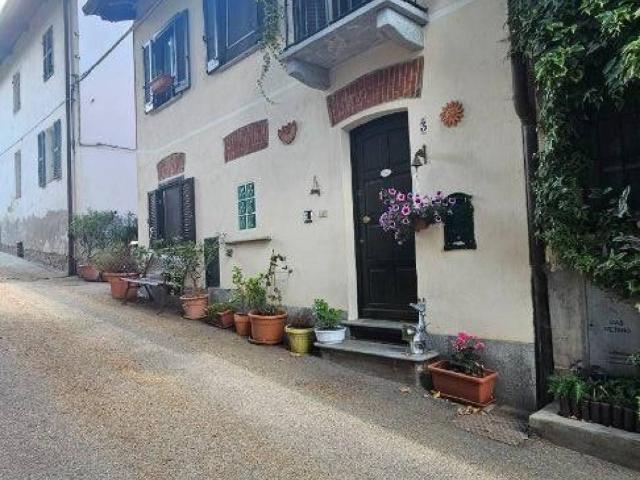 Villa Indipendente in affitto a Piemonte, Torino
