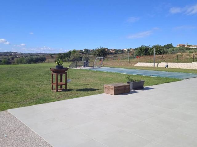 Villa Indipendente in affitto a Marzocchetta, Marche