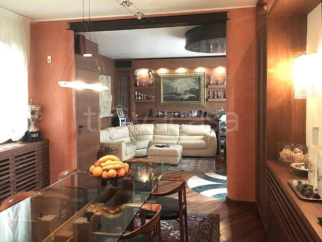 Villa Indipendente in affitto a Campello Sul Clitunno, Umbria