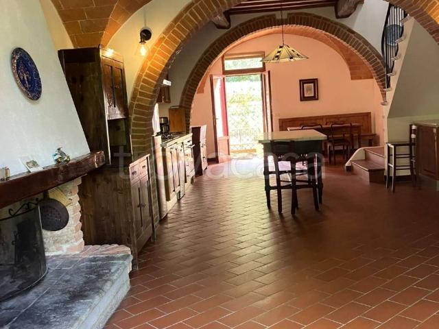 Villa Indipendente in affitto a Terricciola, Toscana