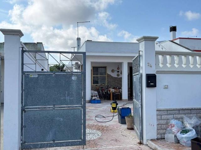Villa Indipendente in affitto a Puglia, Brindisi