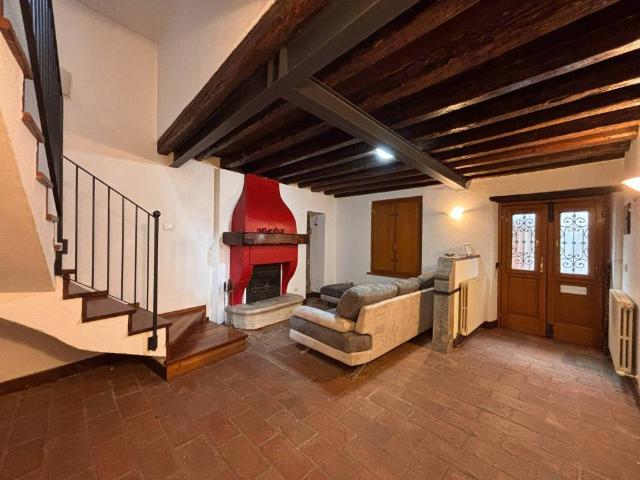 Villa Indipendente in affitto a Borgo Poscolle, Reana Del Roiale