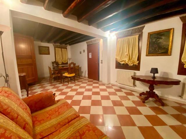 Villa Indipendente in affitto a La Favorita, Venezia